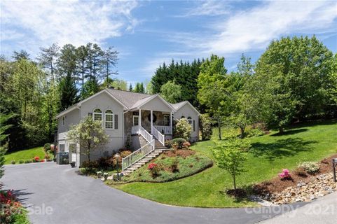 9 Double Eagle Drive sold home in Fairway View Estates, Weaverville, NC
