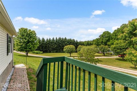 145 Josiah Lane sold home in Clear Creek Meadows, Hendersonville, NC