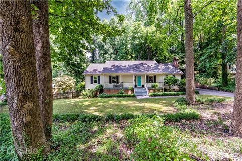 7356 Oakwood Lane