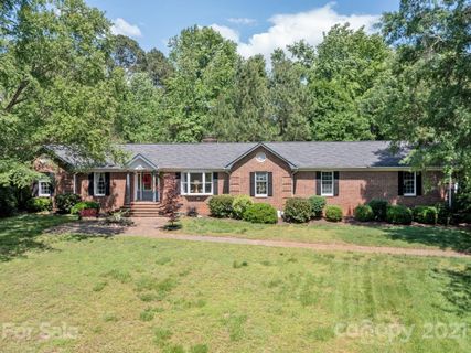 3705 Davis Drive