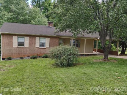 348 29th Avenue sold home in Northwood Hills, Hickory, NC