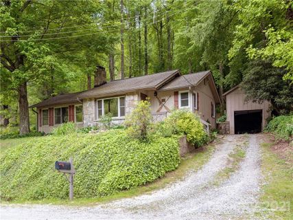 155 Chestnut Hill Loop Road sold home in Chestnut Hill, Gerton, NC