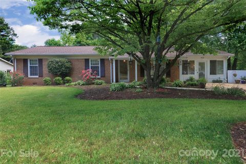 402 Chestnut Lane