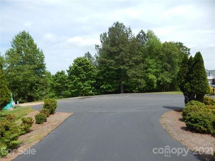 183 Greens Road 134