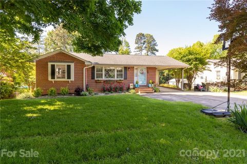 709 Meadowbrook Road