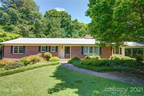 1929 Westbrook Circle