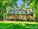 9418 Hathwyck Court sold home in Matthews, SC