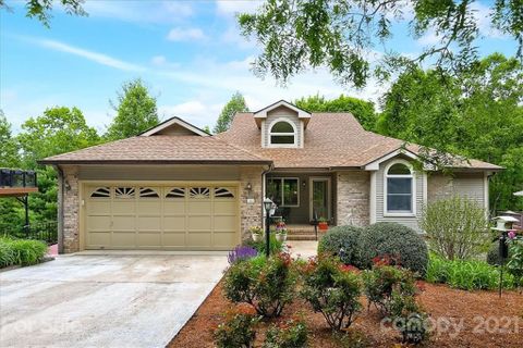 122 Jenny Lind Drive
