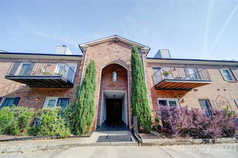 Previously sold for $292,700
