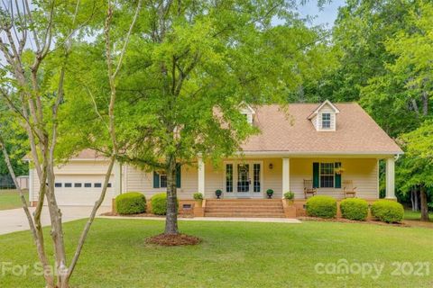 2521 Lazy Oak Drive sold home in Shiloh North Estates, Lancaster, SC