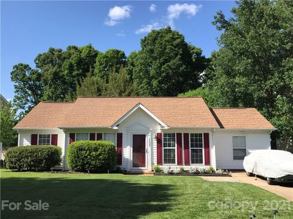 3022 Edmonton Place sold home in Hubbard Woods, Charlotte, NC