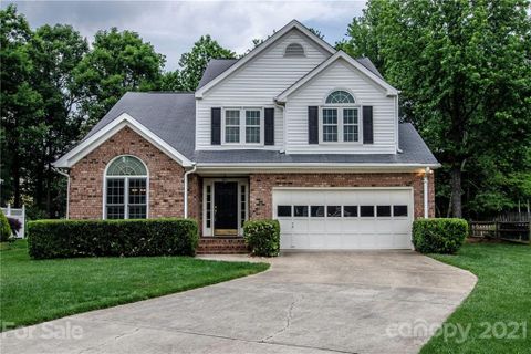 3904 Brittany Court