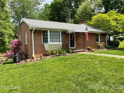 86 Winston Avenue