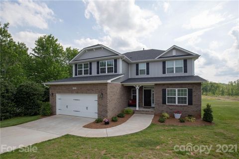 115 Fox Tail Court