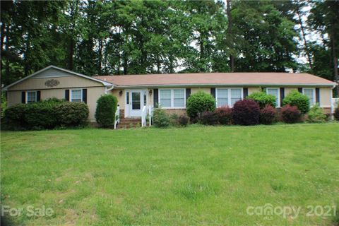 8217 Fairfield Forest Road
