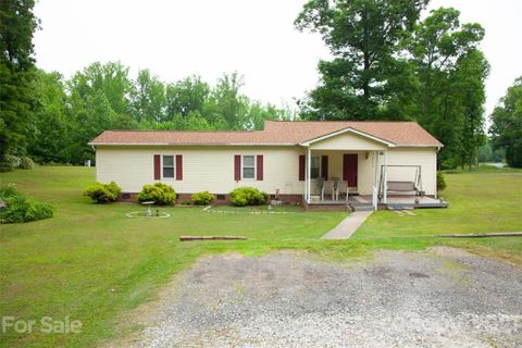 810 Deep Hollow Court