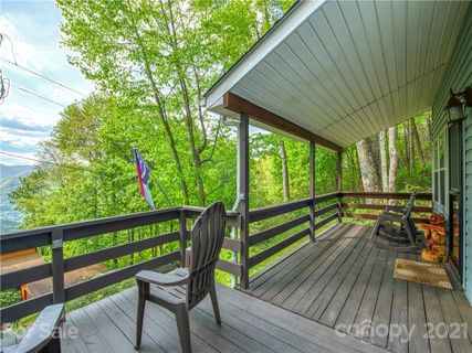 84 Hawk Nest Road sold home in Upper Woodlands, Maggie Valley, NC