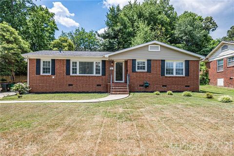 1820 Wensley Drive