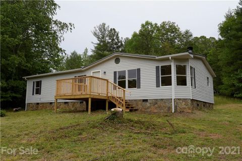 2202 Sisue Street sold home in Deer Creek, Morganton, NC