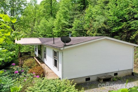 191 Savannah Meadows Trail sold home in Savannah Meadows, Sylva, NC