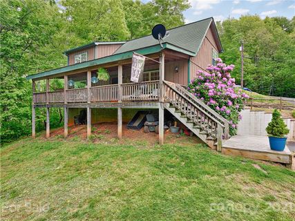 287 Crestmont Drive sold home in Hunt Estates, Waynesville, NC