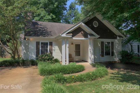 124 Cedarcroft Drive