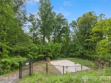 0000 Grandview Drive B