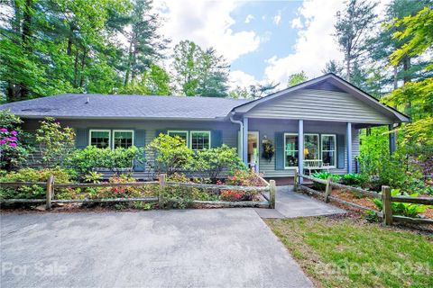204 Woodbyne Lane 10 sold home in Laurel Park, Hendersonville, NC