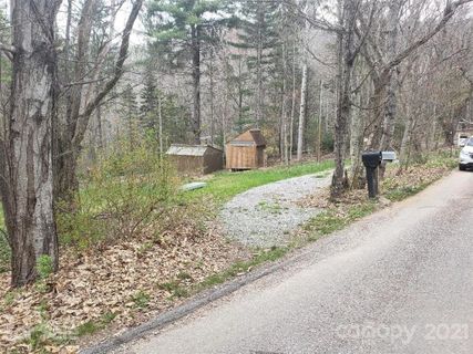 440 Apple Tree Court sold home in Freedlander Estates, Waynesville, NC