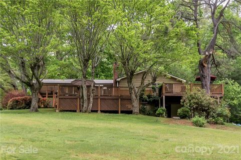 44 Spruce Pine Lane