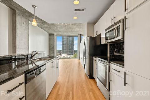 210 N Church Street 1306