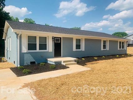 901 Oakvale Drive sold home in Cottonwood, Shelby, NC