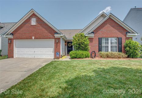 148 Crestwood Drive