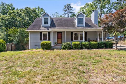 104 Pinetree Drive