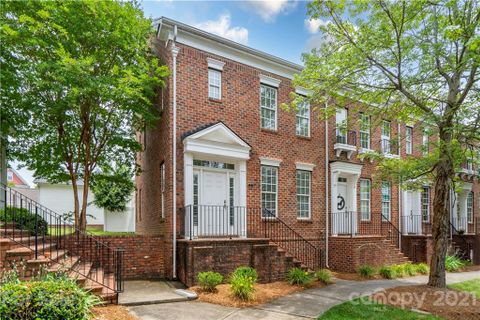 652 Old Meeting Way sold home in Davidson Gateway Townhomes, Davidson, NC
