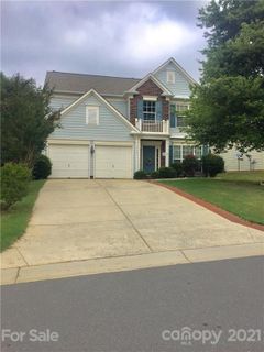 8625 Fieldcroft Drive sold home in Fieldstone, Charlotte, NC