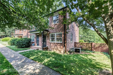 200 Laurel Avenue 1b
