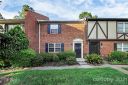 8909 Hunter Ridge Drive sold home in Charlotte, SC