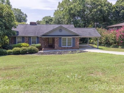 3251 Deerwood Drive