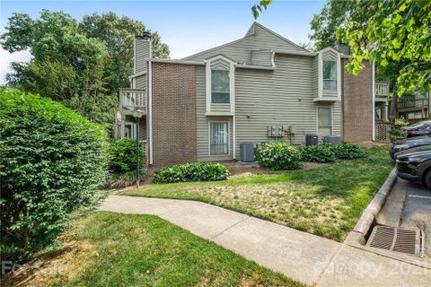 1608 W Sharon Road 43