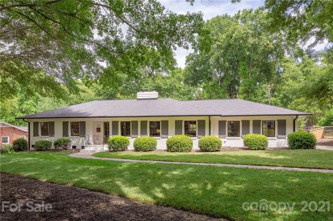 633 Nottingham Drive
