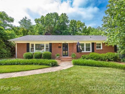 1124 Seneca Place