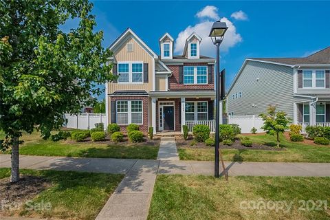 3144 Kelsey Plaza
