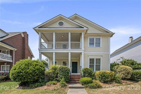 5634 Fetzer Avenue