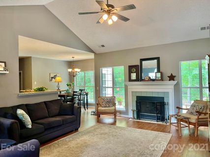2341 Beaver Pond Road 202
