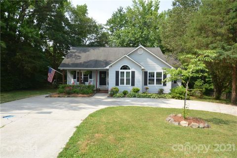 505 Menzies Drive