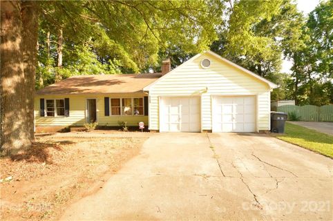 5700 Lambrook Court