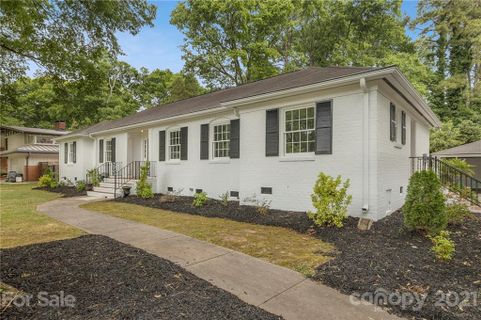 1400 Cavendish Court