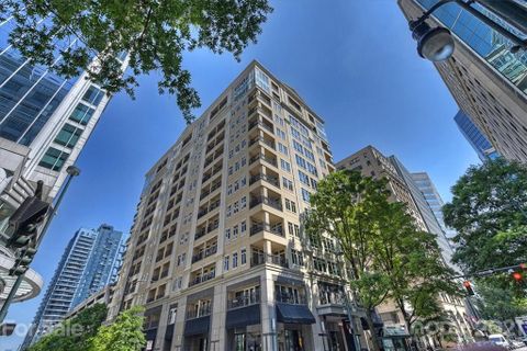 230 S Tryon Street 1104 sold home in 230 South Tryon, Charlotte, NC