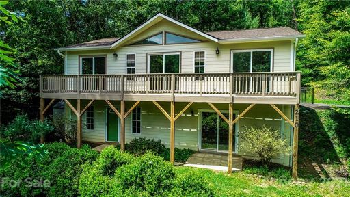 210 Riene Road sold home in Hannas Whispering Pines, Swannanoa, NC